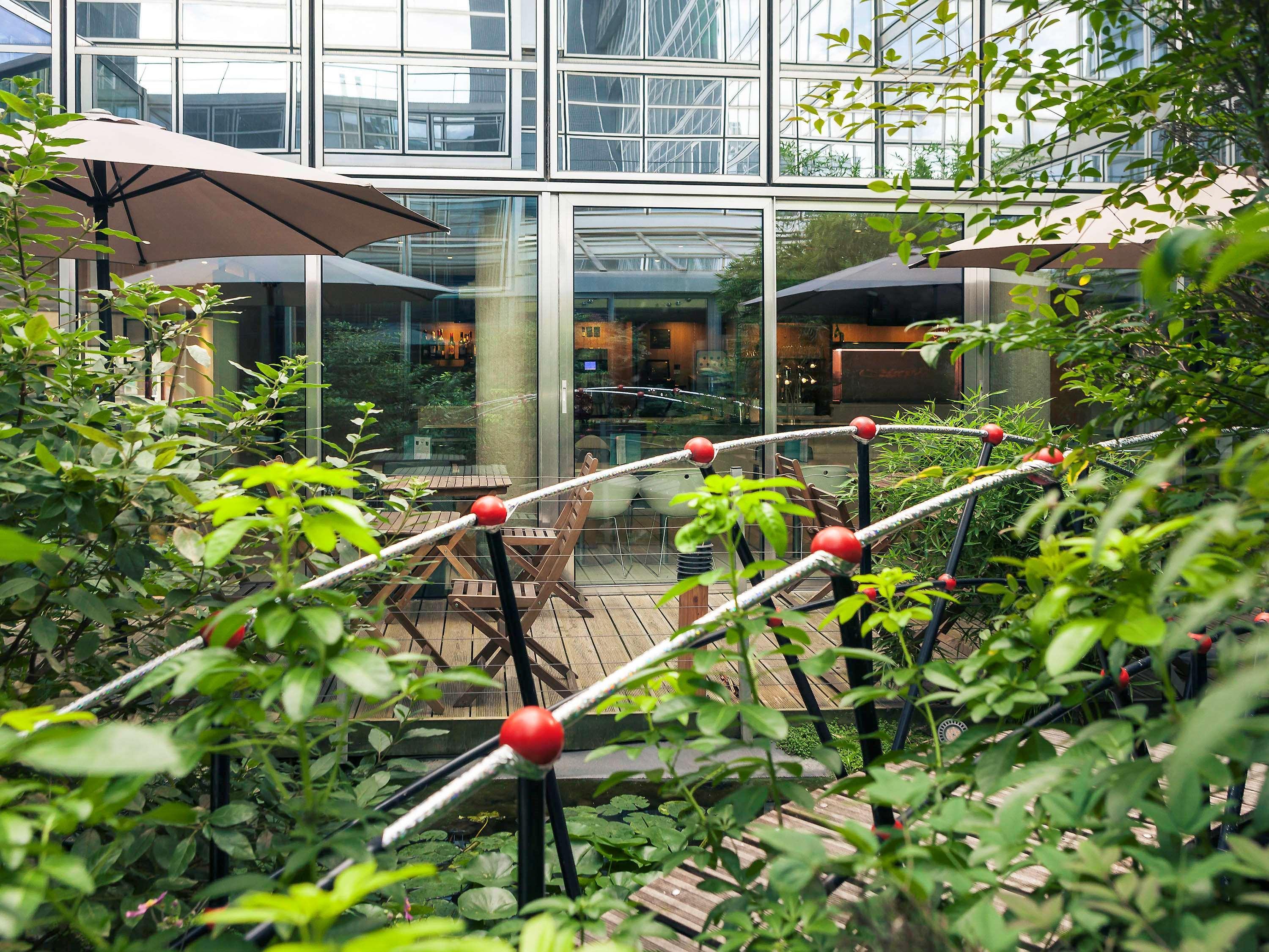 Mercure Paris La Defense Grande Arche Nanterre Exterior foto